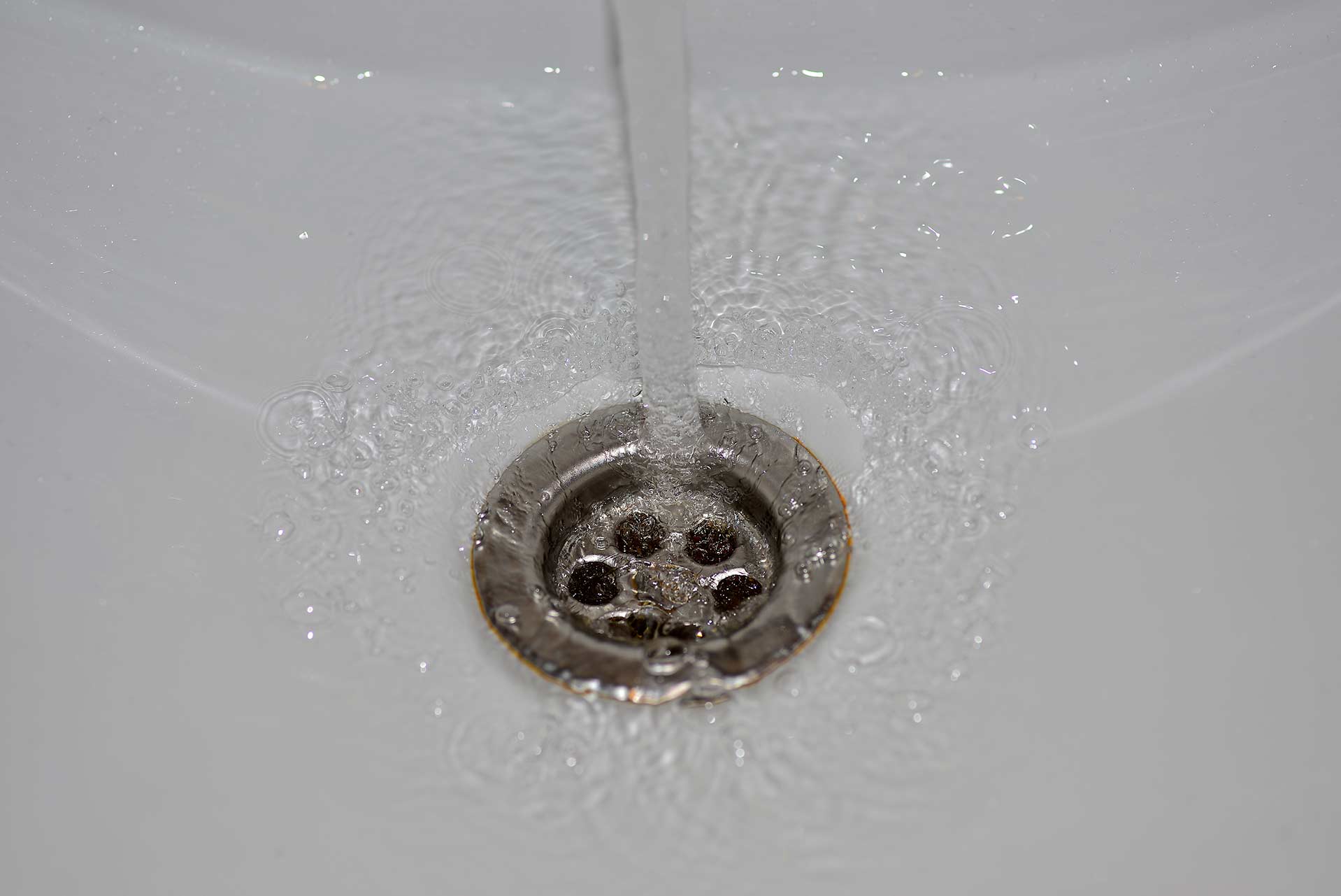 A2B Drains provides services to unblock blocked sinks and drains for properties in Ascot.